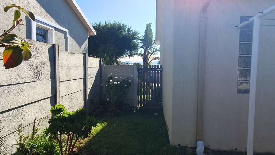 3 Bedroom Property for Sale in Heiderand Western Cape